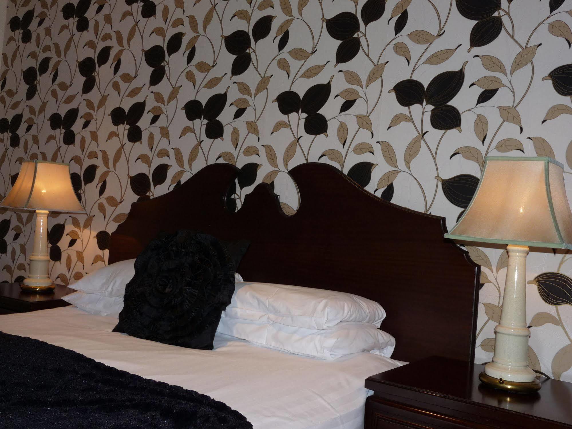 The Park Hotel Dunoon Esterno foto